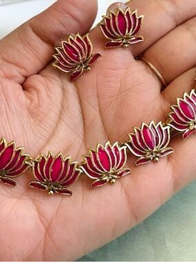 Enamel Pink Lotus Choker Necklace set